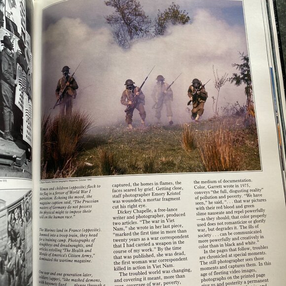 93- (VB) Vintage. Book. Collectible. Photography. National Geographic.1981. - Picture 11 of 14